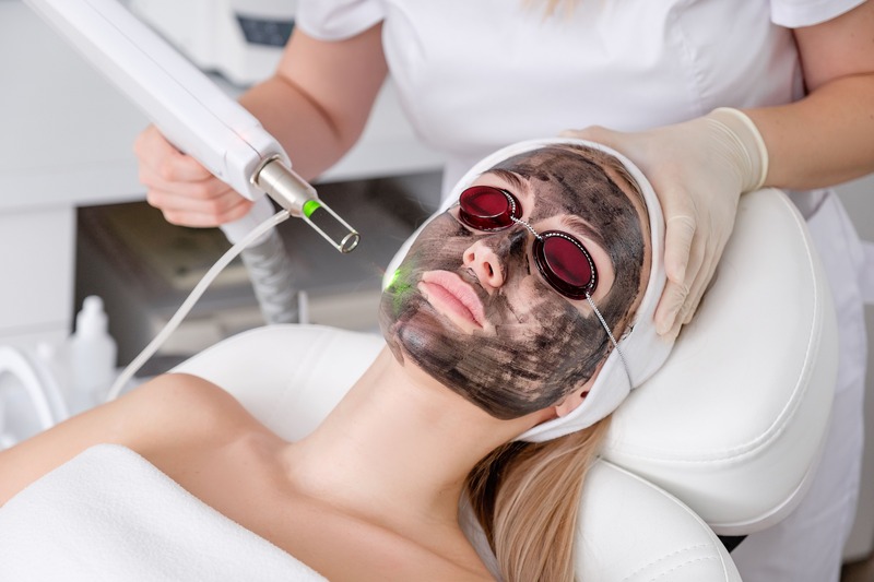 Carbon laser facial